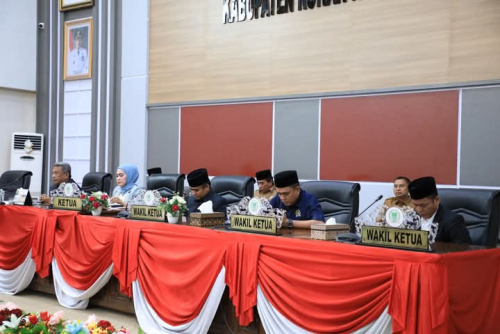 Rapat Paripurna DPRD Rohul Bahas Dua Ranperda, Pemerintah dan Dewan Sepakat Dorong Pembangunan Daerah