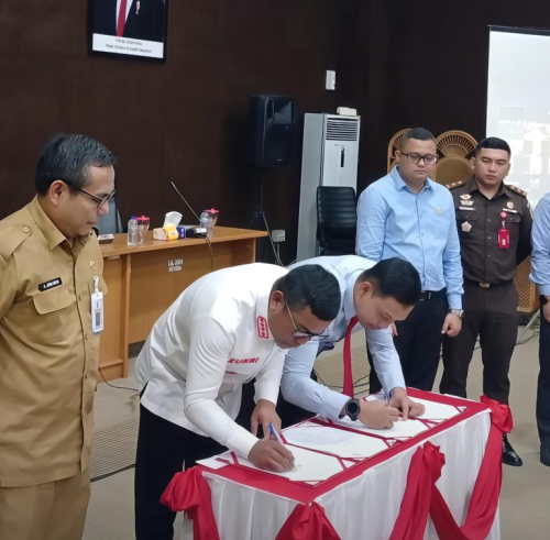 Pemkab Pelalawan dan Kejari Teken MoU untuk Perkuat Pendampingan Hukum
