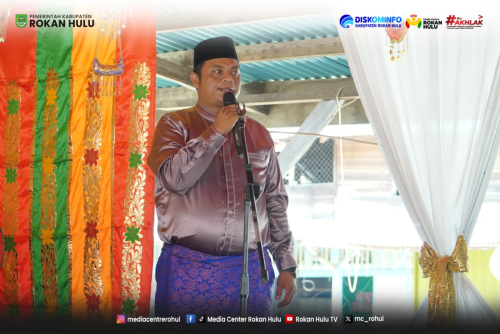 Wabup Rohul Hadiri Hari Jadi ke-49 Desa Rambah Hilir Timur, Dorong Perbaikan Infrastruktur dan Penguatan Gerakan Sholat Subuh Berjamaah.