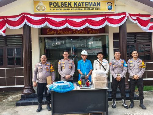 Dukung Penanganan Karhutla, PT PSG Hibahkan Peralatan Pemadam kepada Polsek Kateman