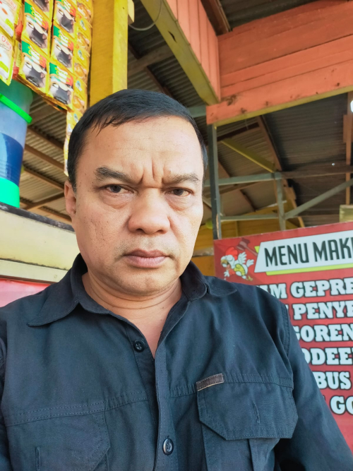 Tokoh Pers Kampar Aprizal :  Tak Ada Larangan Media Luar Jalin Kerja Sama Publikasi, Tolong Hargai Kami Disini