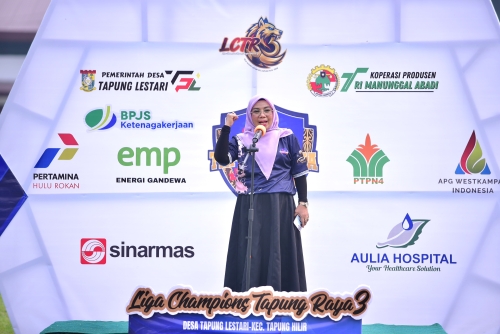 Bukan Cuma Rebutan Trofi! Wabup Misharti Jadikan Liga Champions Se-Tapung Raya Ajang Perekat Persaudaraan