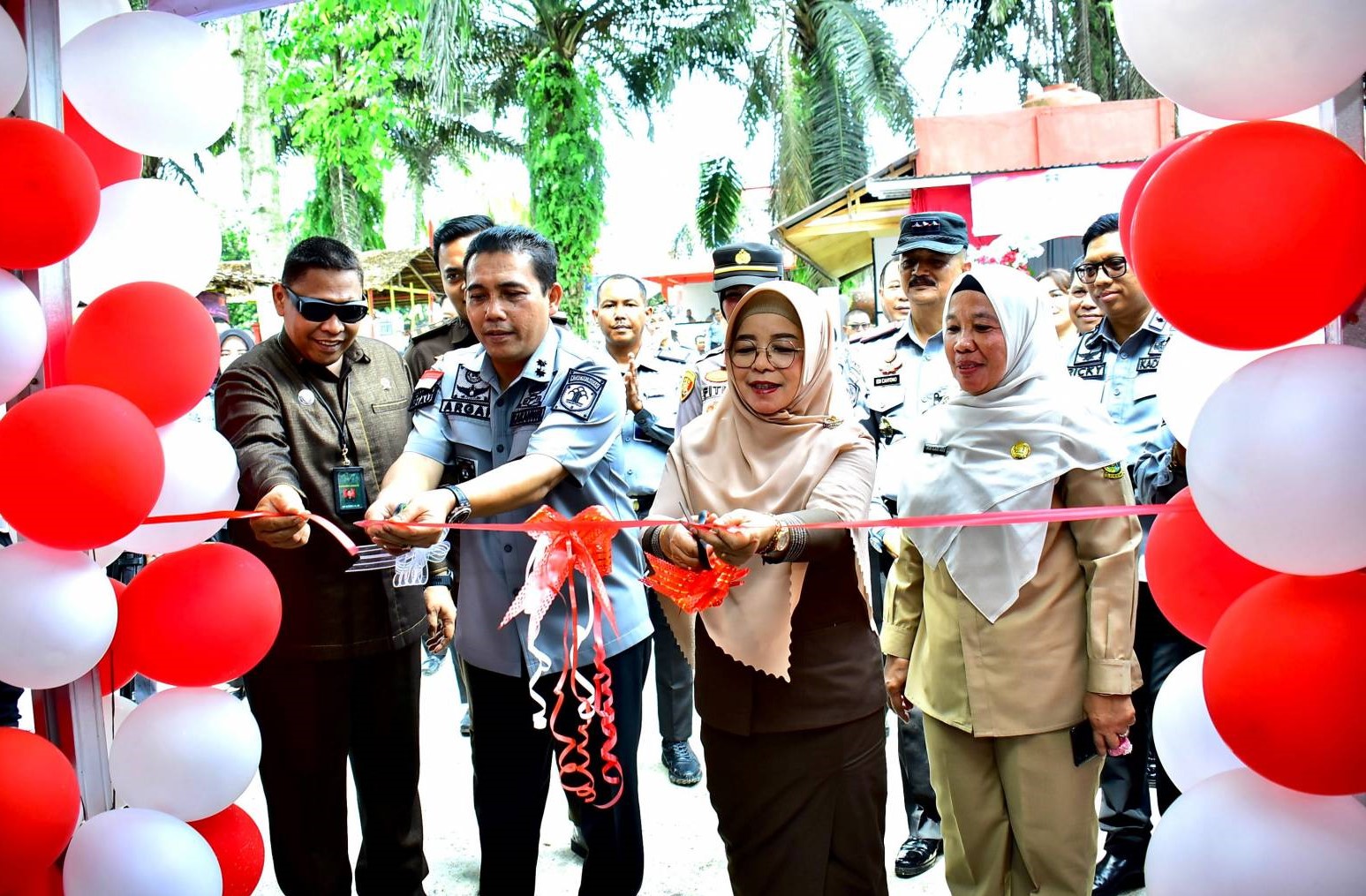 Kadis Pertanian Kampar Hadiri Kegiatan Penanaman Bibit Durian Musang King di Lapas Kelas IIA Bangkinang