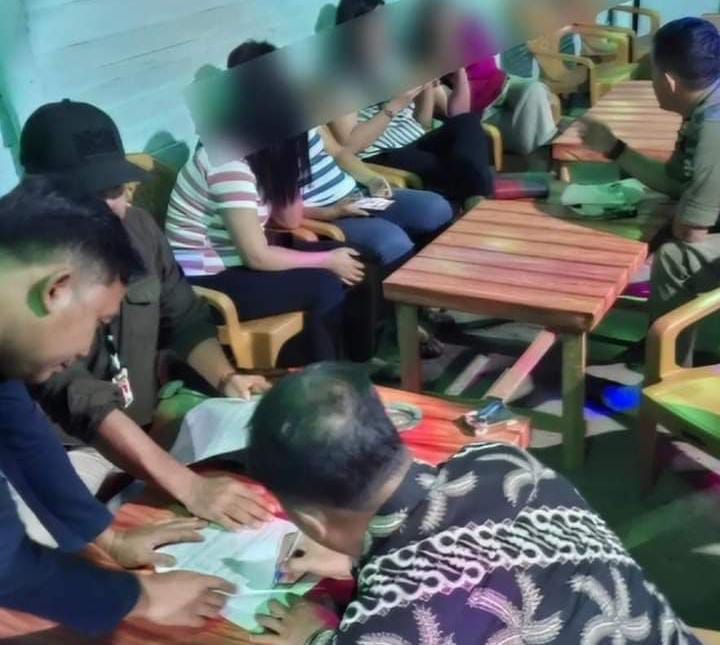 Warung Remang-remang di Siak Hulu Menyediakan Wanita Pelayan Ditertibkan Tim Yustisi Kampar