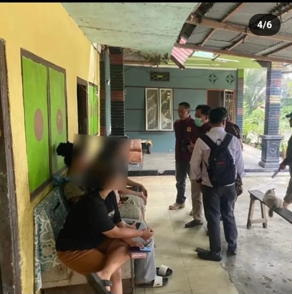 Satpol PP Kampar Razia Kos-Kosan di Desa Bukit Payung Bangkinang