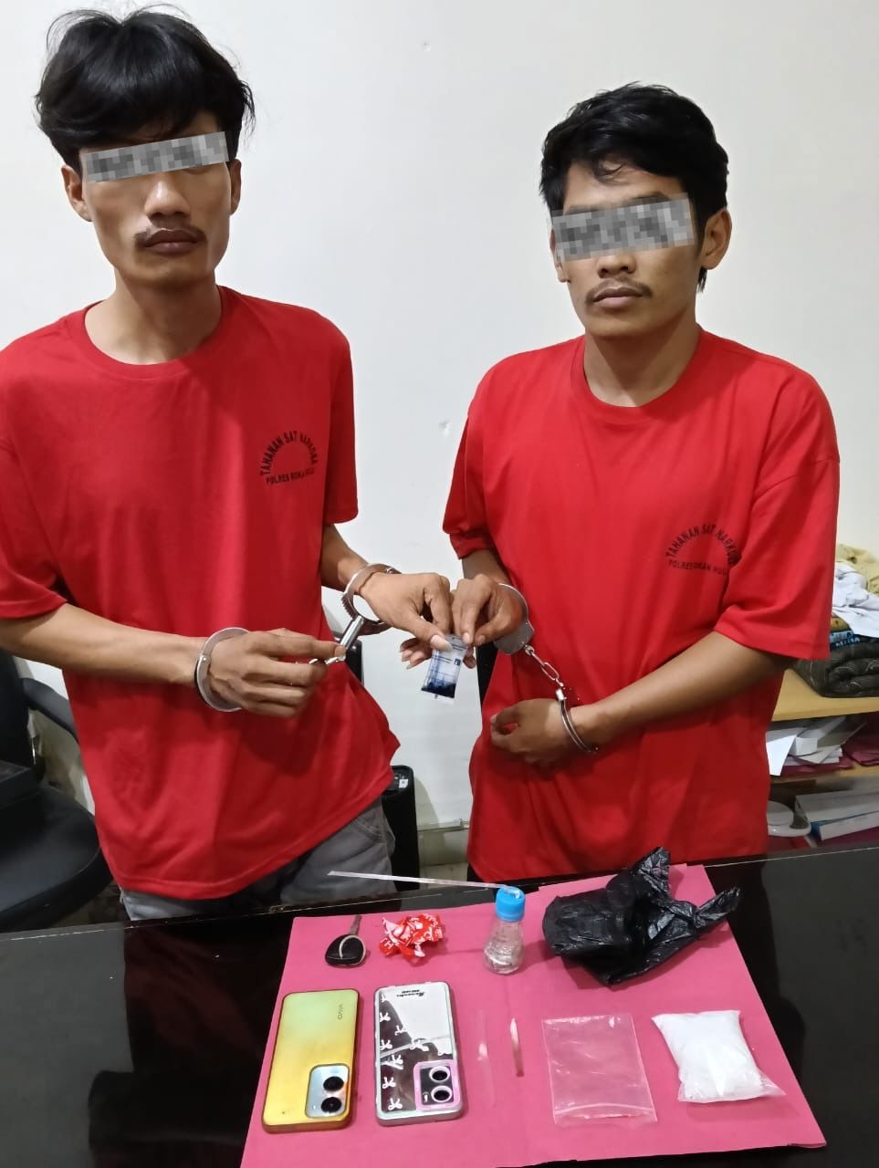 Sedang Asyik Transaksi SAbu, Satresnarkoba Polres Rohul Ciduk Pelaku TP Narkoba di Ujungbatu