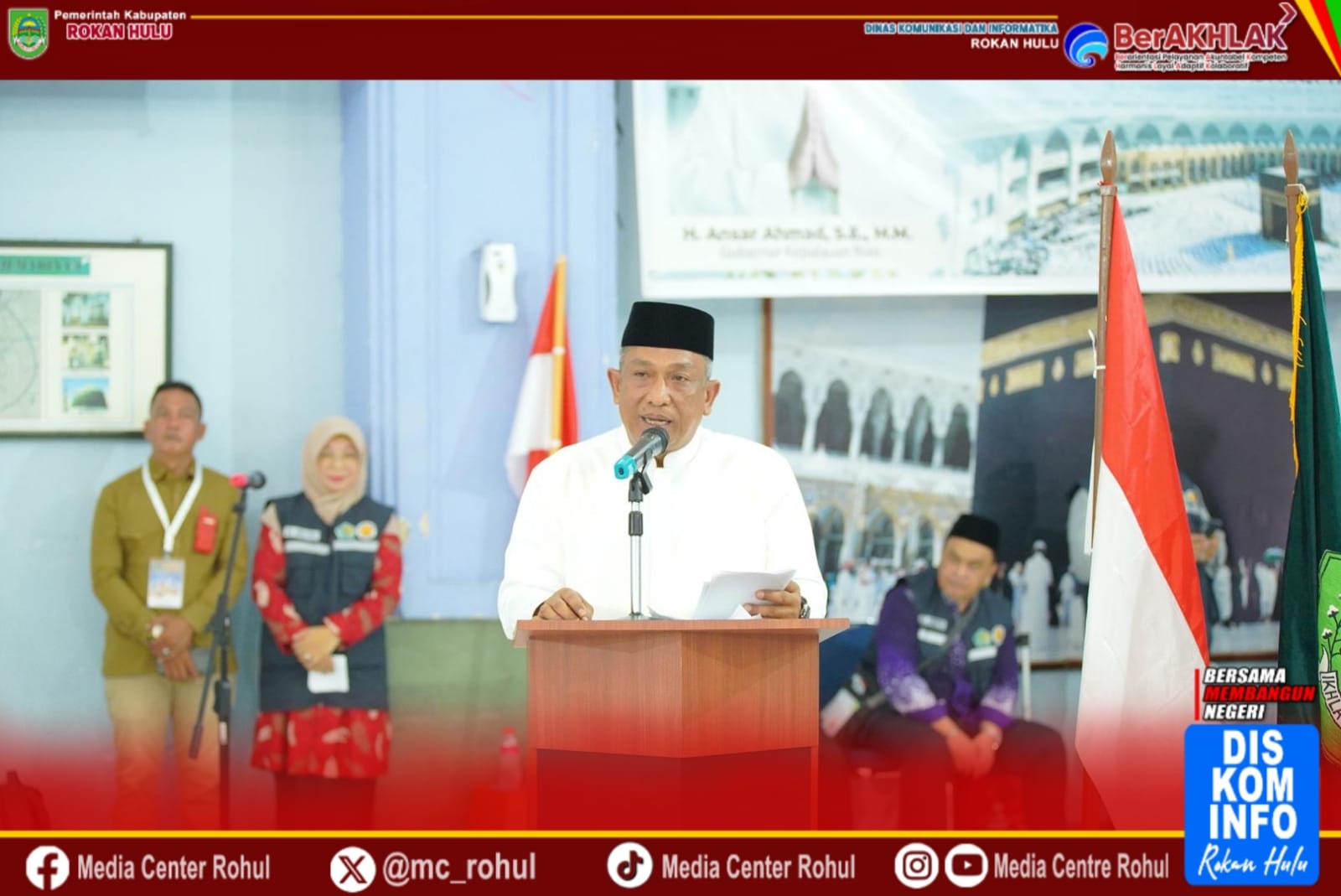 Bupati Rohul Resmi Lepas 445 JCH Kloter 9 Embarkasi Batam, Titip Doa untuk Kemajuan Daera