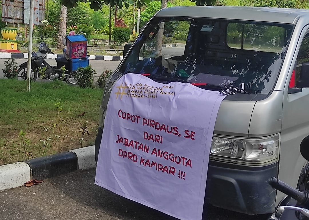 Gelar Aksi Mahasiswa Desak BK Beri Sanksi Oknum Dewan F, DPRD Kampar Teken Komitmen Penanganan Etik