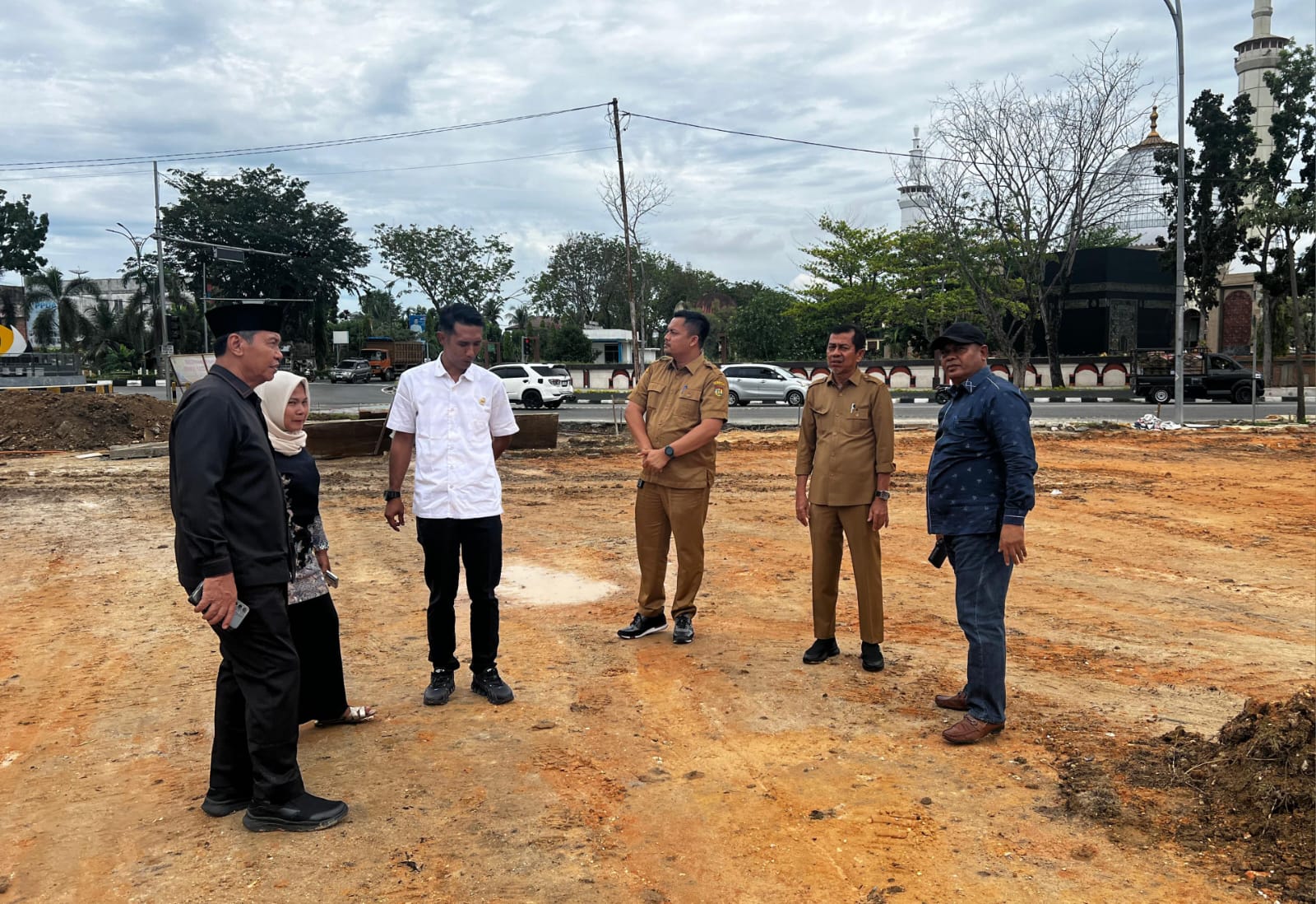 Komisi IV DPRD Kampar Tinjau Proyek Penataan Taman Kota Bangkinang, Ini Penjelasan Afdal Kadis PUPR