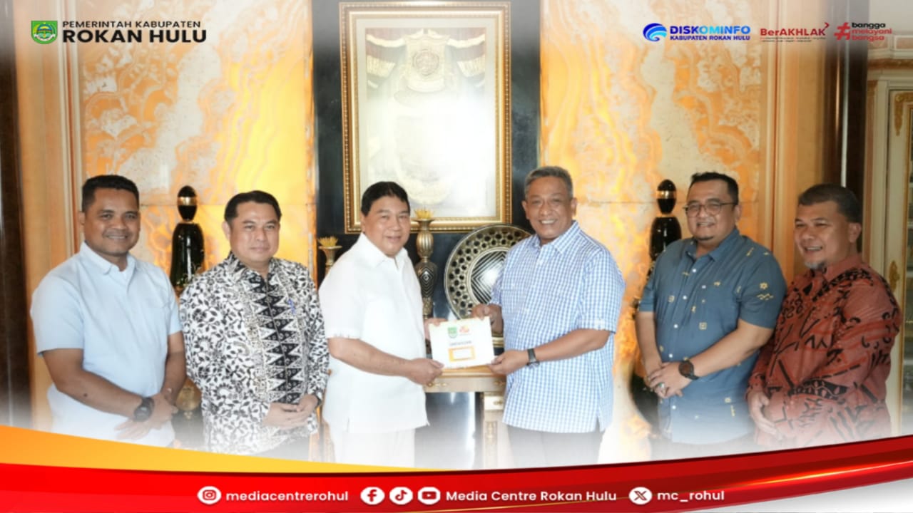 Silaturahmi Pemimpin: Pertama Kali dalam Sejarah, Bupati dan Wakil Bupati Rohul Anjangsana ke Para Pemimpin Terdahulu