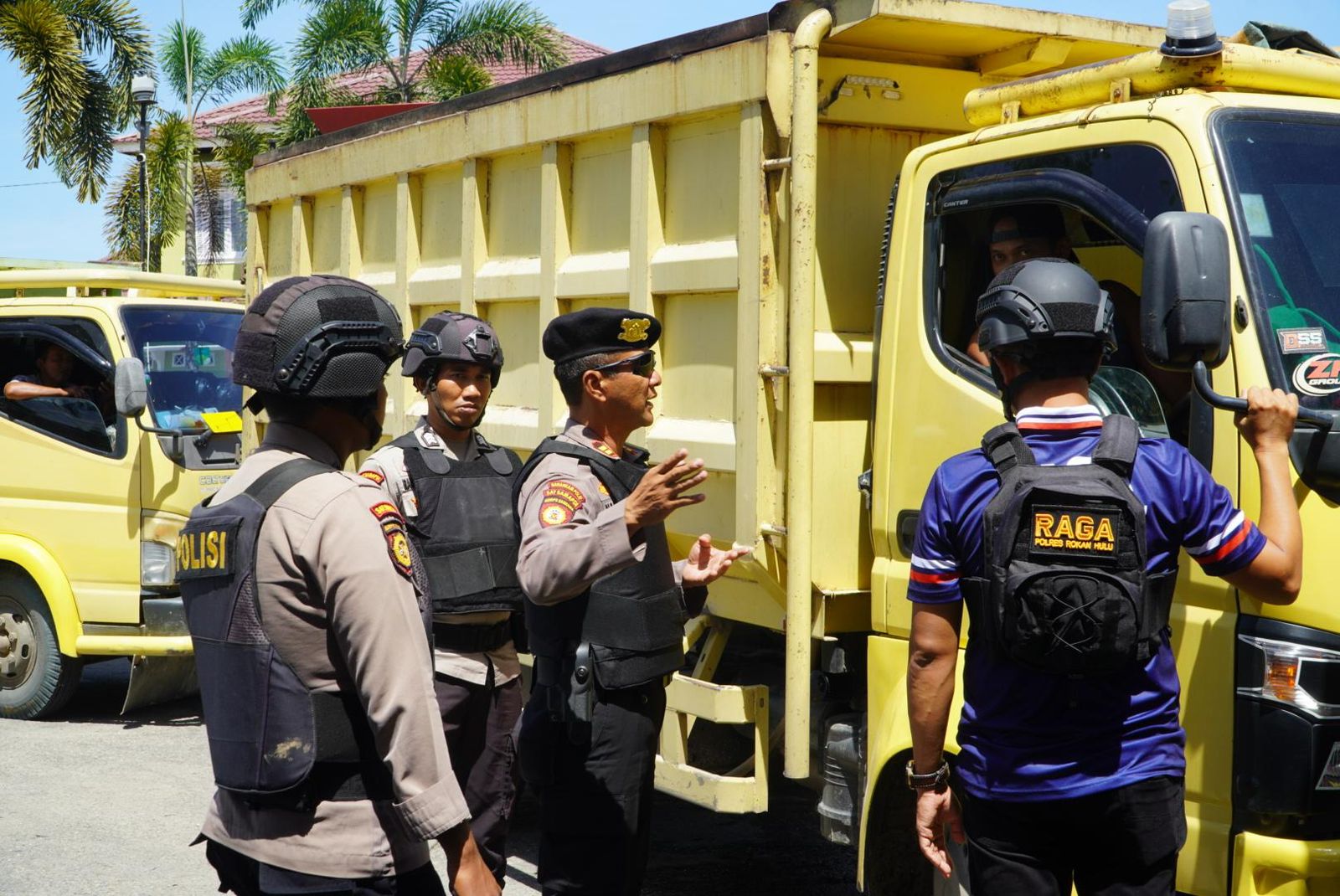 Tim Raga Polres Rohul Perketat Pengamanan SPBU di Tengah Kelangkaan BBM