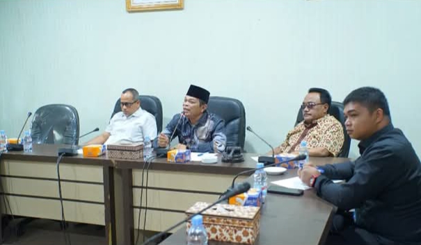 DPRD Rohul Cari Solusi Dampak Pemutusan KKB PT SKA-MIS Lewat RDP dengan S-PPP