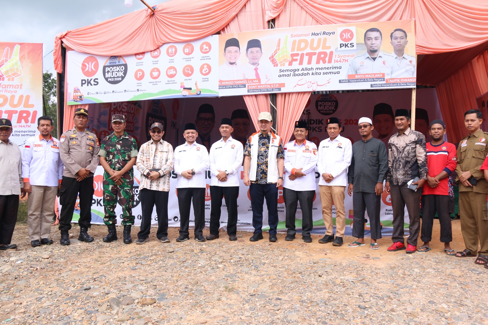 Dua Anggota DPR RI Hadiri Peresmian Posko Mudik PKS di Jalur Riau Sumbar