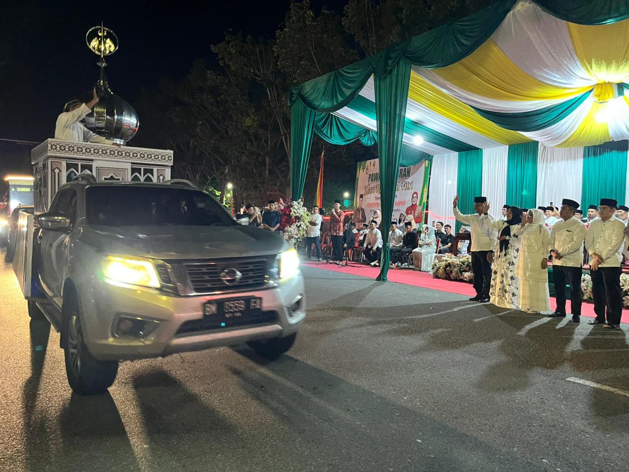 Meriah ! Disdikpora Kampar Turut Ramaikan Pawai Takbiran di Balai Bupati