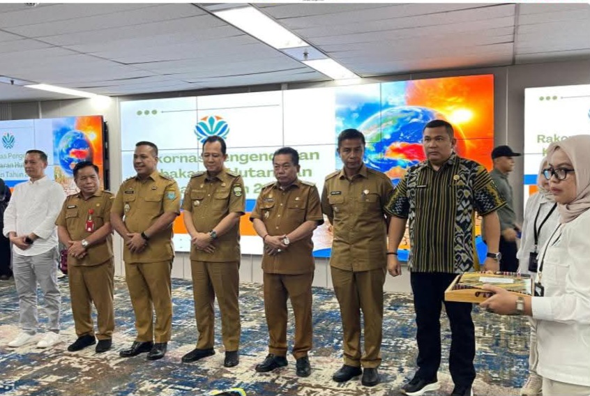 Bupati Kampar Ikuti Rakor Pengendalian Karhutla 2026