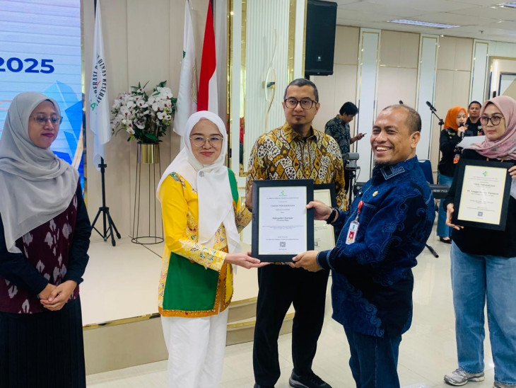 Kampar Raih Penghargaan Nasional atas Capaian Imunisasi Tinggi dan Merata
