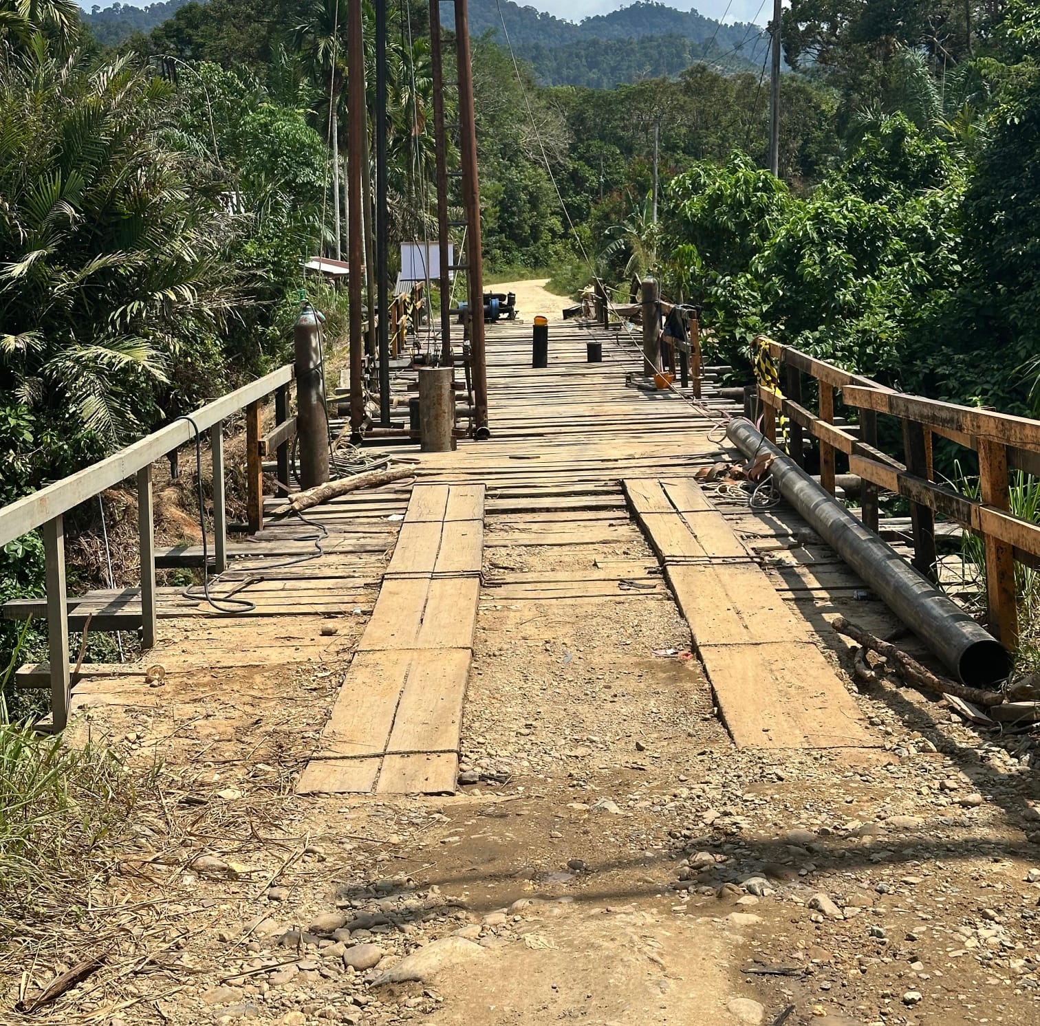 Warga Ragu Jembatan Koto Setingkai Bertahan Lama, PUPR Kampar Janji Turun Cek