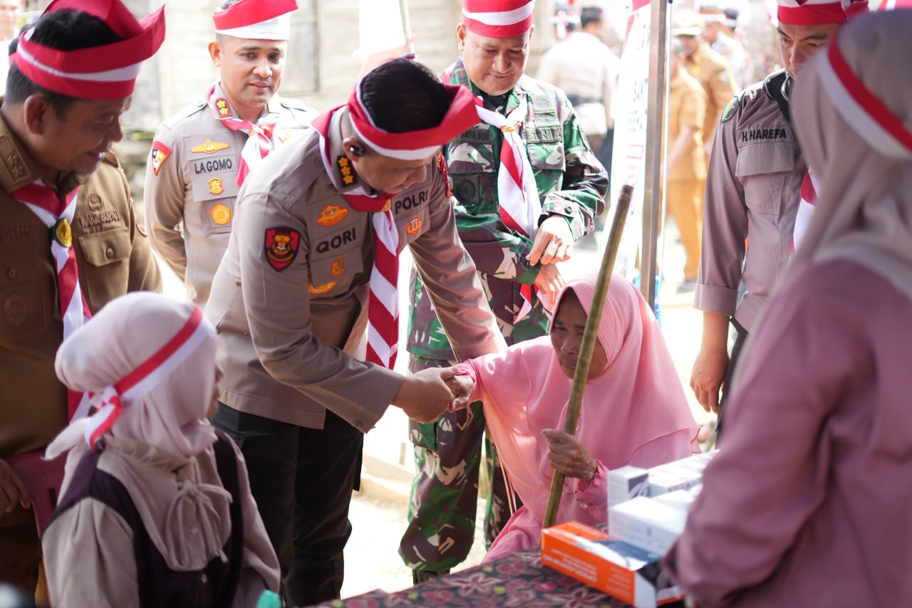 Polda Riau Tembus Wilayah 3T Rokan Hulu, 800 Paket Bansos hingga 1.350 Bendera Disalurkan