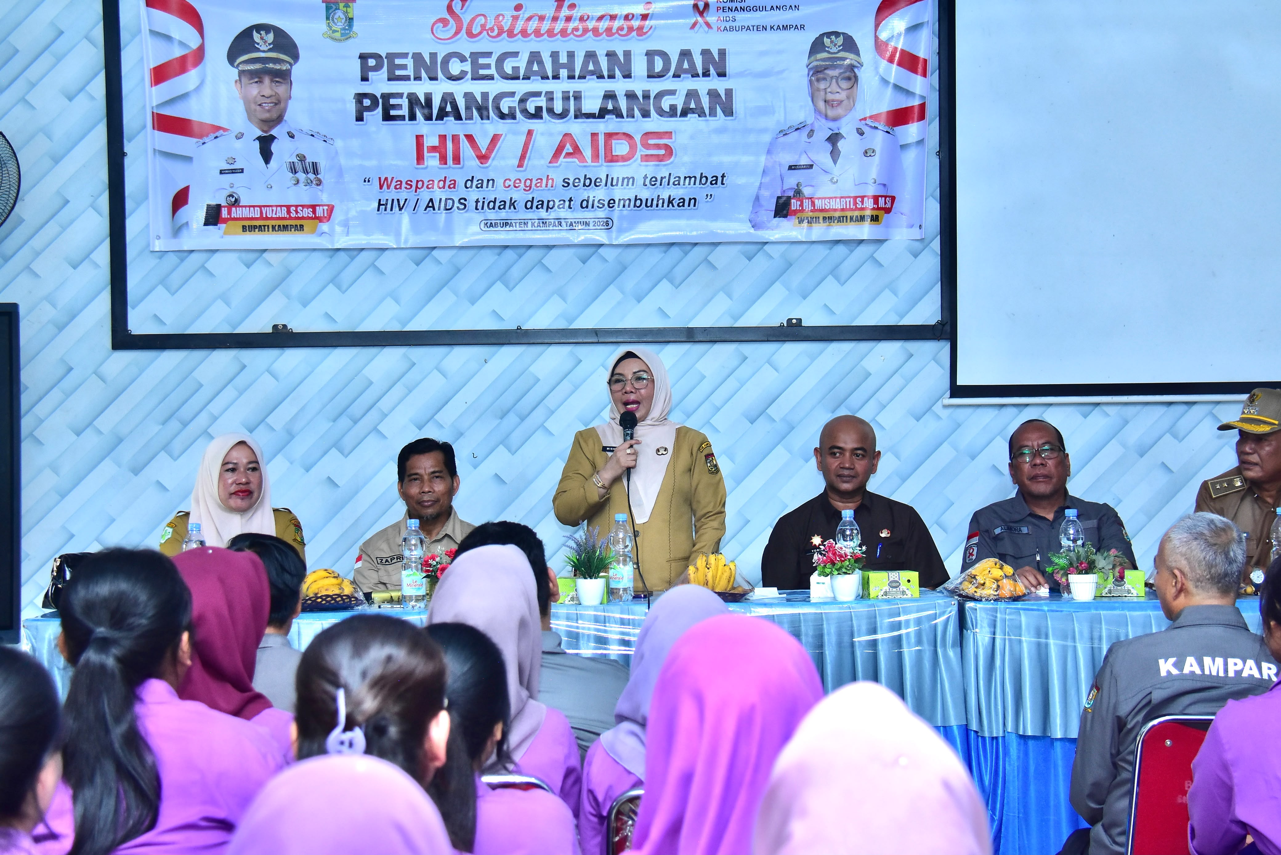 Wabup Misharti Buka Sosialisasi Pencegahan HIV/AIDS di SMKN 1 Tapung