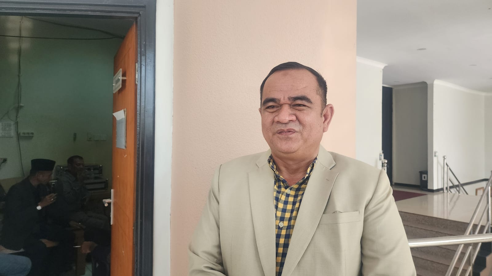Jonni Fiter Suplus Soroti Komunikasi Sekda dan Plt Sekwan Kampar