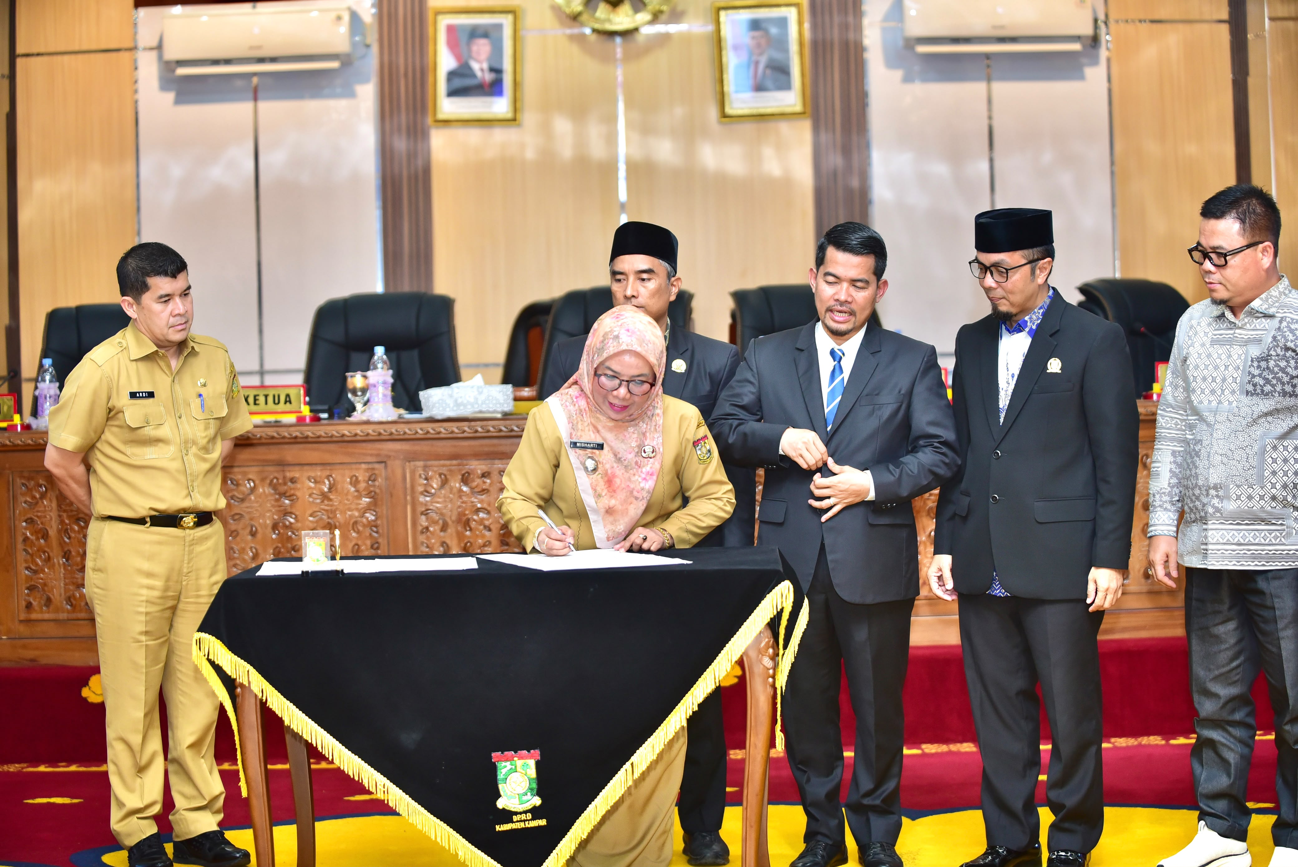 Wabup Misharti : Pemerintah Harus Hadir Pastikan Anak Pelosok Dapat Pendidikan Layak